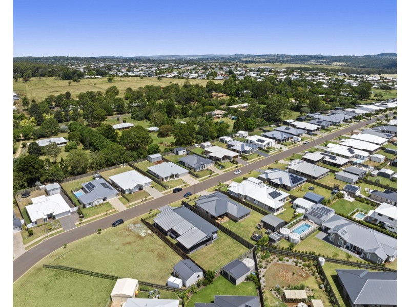 45 Webcke Crescent, Kleinton QLD 4352