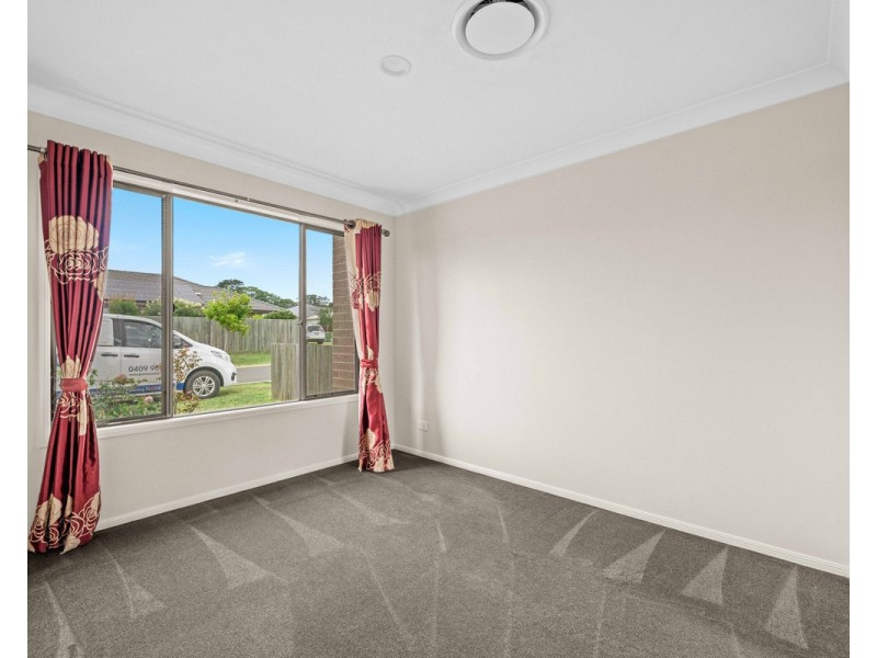 6 Tornio Drive, Kearneys Spring QLD 4350