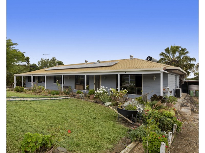 9 Emmanulla Drive, Kingsthorpe QLD 4400