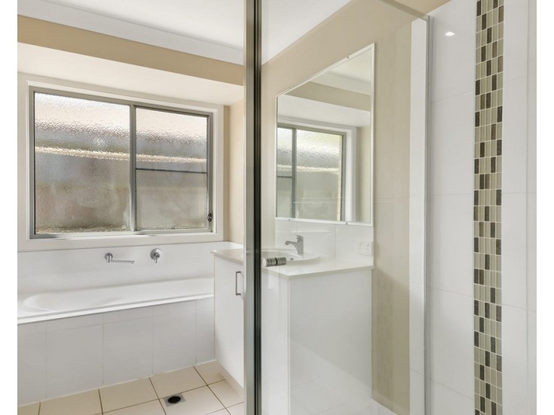 1/24 Alpine Court, Cranley QLD 4350