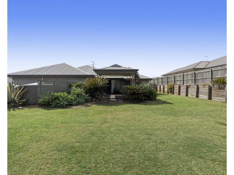 10 Smythe Drive, Highfields QLD 4352
