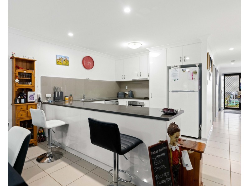 1/6 Adelaide Street, Cranley QLD 4350