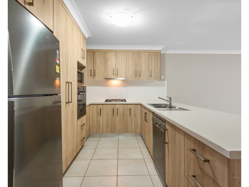 2/8 McMorrow Street, Kearneys Spring QLD 4350