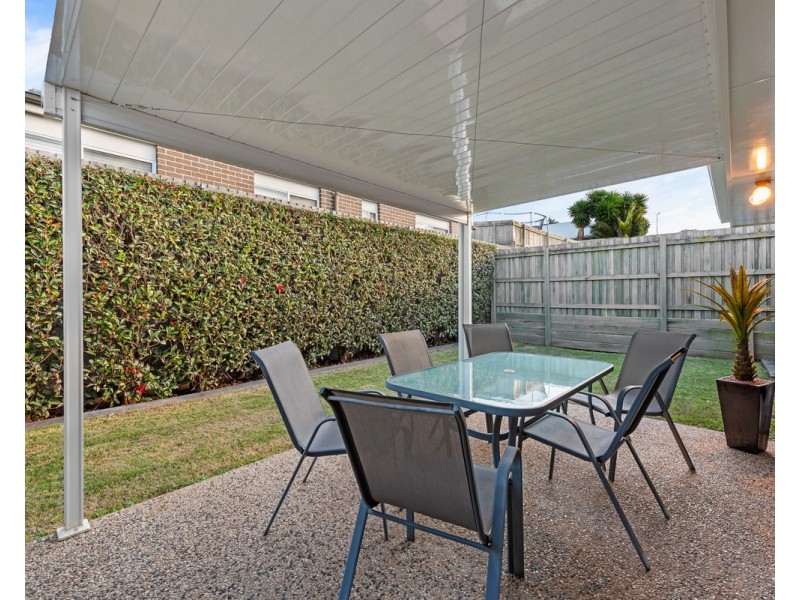 2/8 McMorrow Street, Kearneys Spring QLD 4350