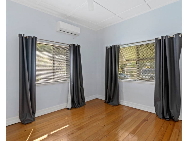 58 Anzac Avenue, Newtown QLD 4350