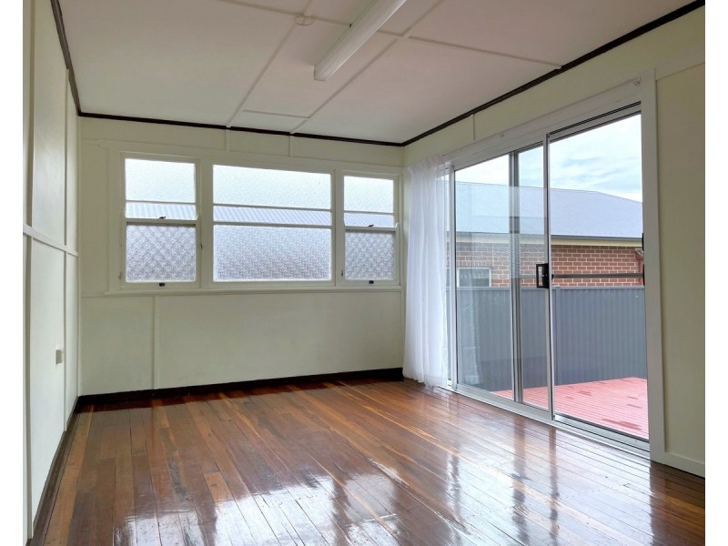 28 Ranfurly Street, Newtown QLD 4350