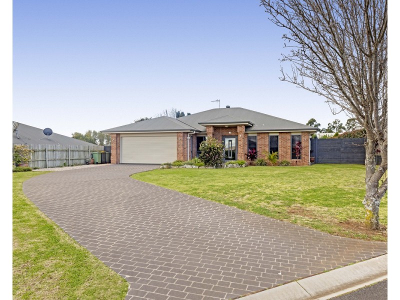 4 Wren Street, Highfields QLD 4352