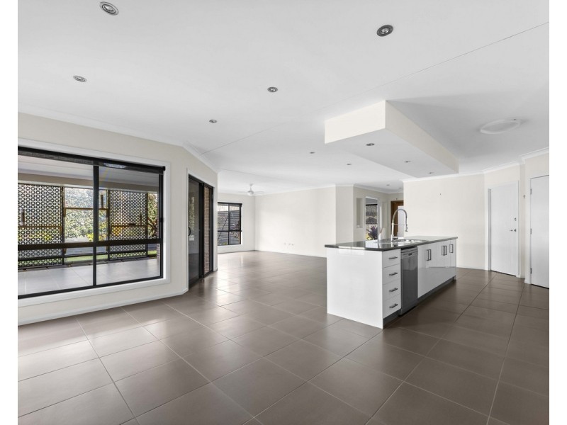 4 Wren Street, Highfields QLD 4352