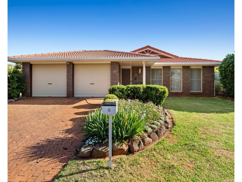 6 Jull Drive, Centenary Heights QLD 4350