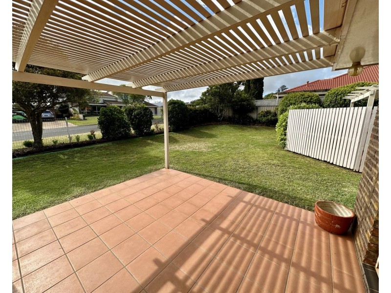 6 Jull Drive, Centenary Heights QLD 4350