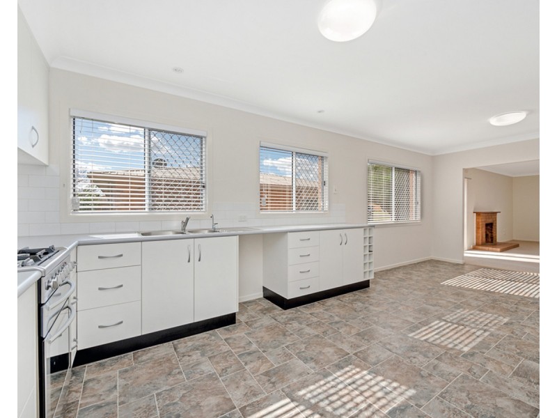 7 Winifred Street, South Toowoomba QLD 4350