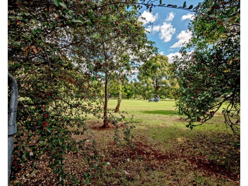7 Winifred Street, South Toowoomba QLD 4350