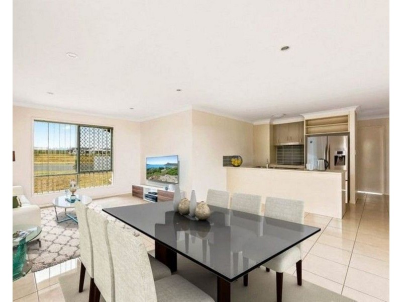 20 Ridge Drive, Cambooya QLD 4358