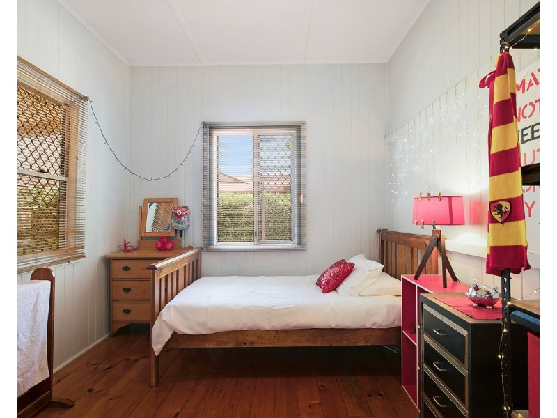 14 Leonard Street, East Toowoomba QLD 4350