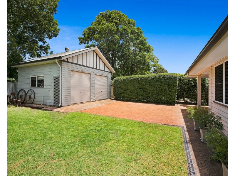 14 Leonard Street, East Toowoomba QLD 4350