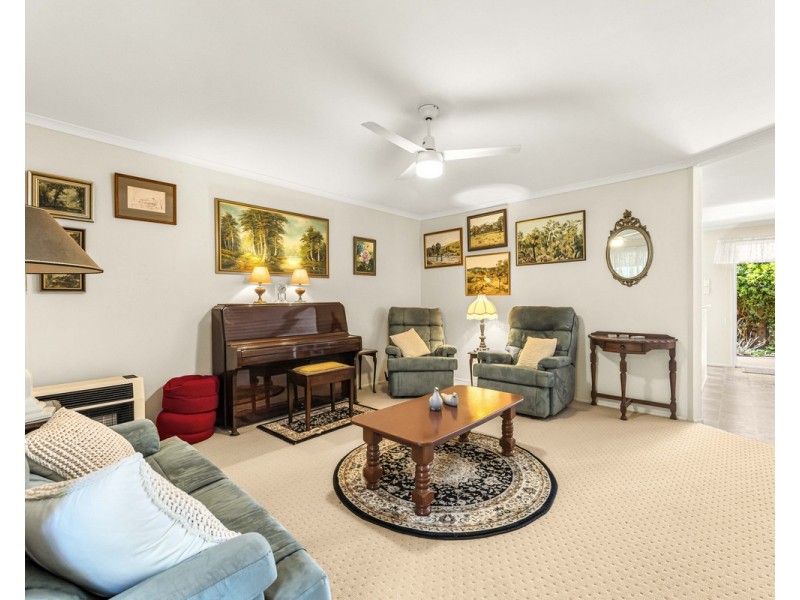 26 Fern Drive, Kearneys Spring QLD 4350