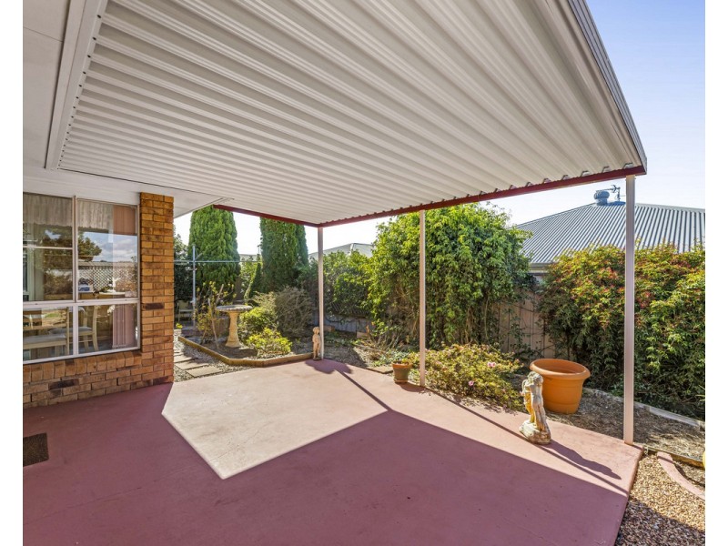 26 Fern Drive, Kearneys Spring QLD 4350