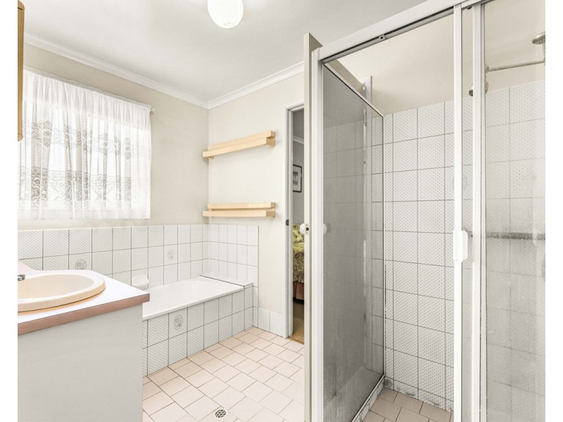 26 Fern Drive, Kearneys Spring QLD 4350