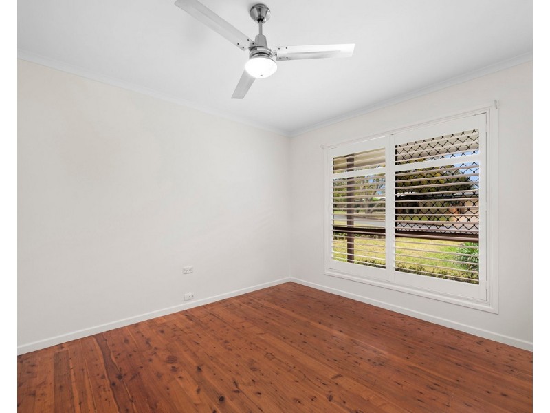 14 Talinga Street, Mount Lofty QLD 4350