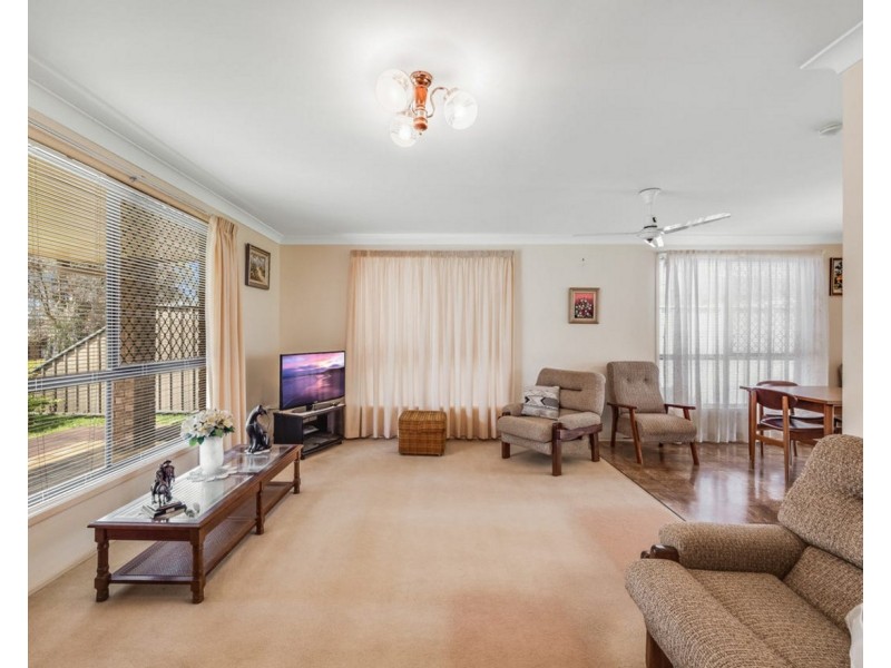 8 Brigalow Street, Newtown QLD 4350