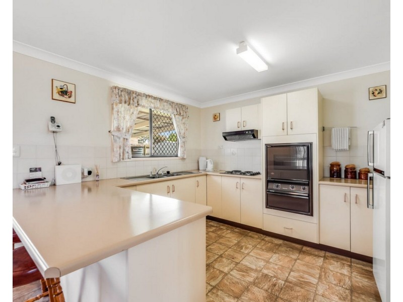 8 Brigalow Street, Newtown QLD 4350