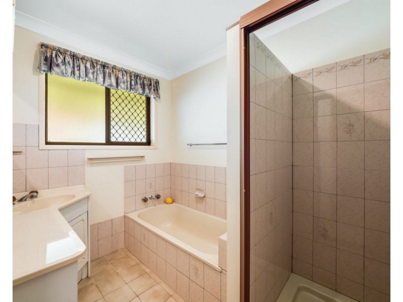 8 Brigalow Street, Newtown QLD 4350