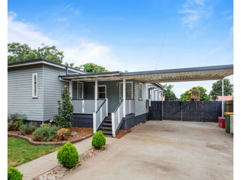 2 Cox Street, Wilsonton QLD 4350