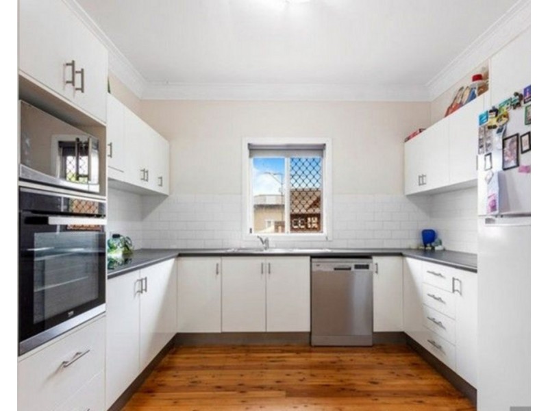 2 Cox Street, Wilsonton QLD 4350