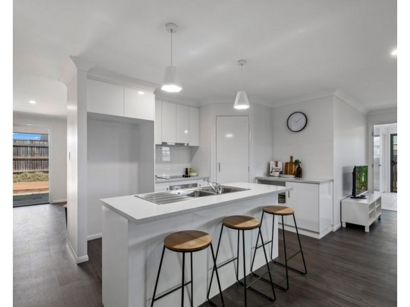 44A Gordon Avenue, Newtown QLD 4350