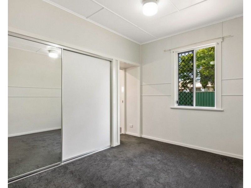 18 Power Street, Harristown QLD 4350
