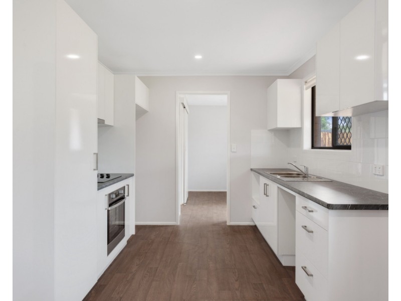 18 Panda Street, Harristown QLD 4350