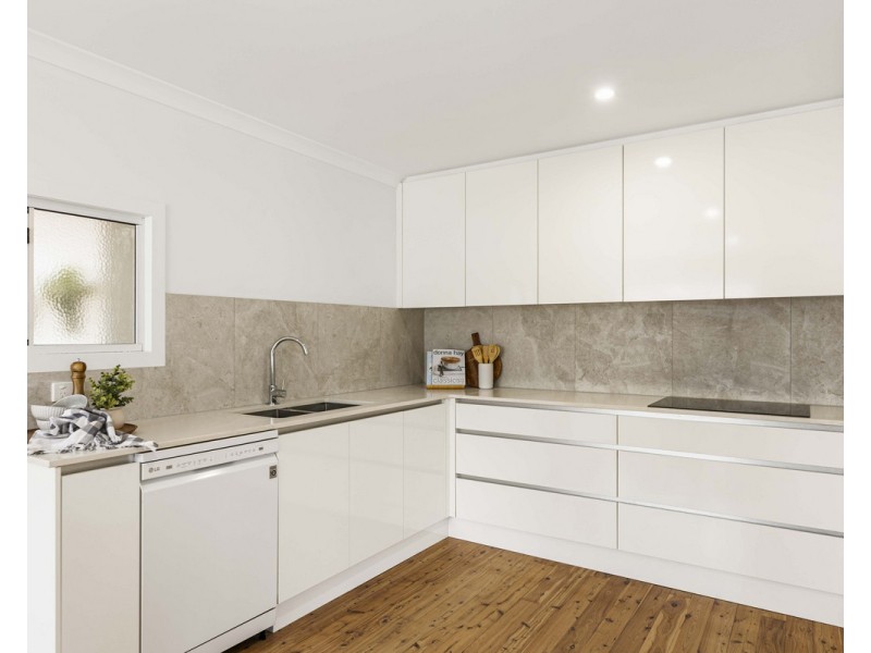 10 Avondale Street, Newtown QLD 4350