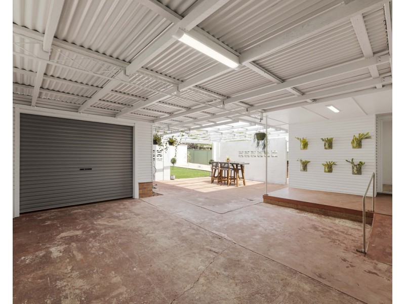 10 Avondale Street, Newtown QLD 4350