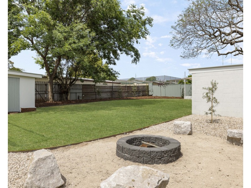 10 Avondale Street, Newtown QLD 4350