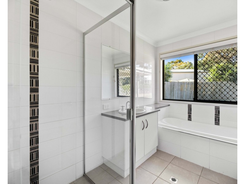 14b Jacaranda Court, Westbrook QLD 4350