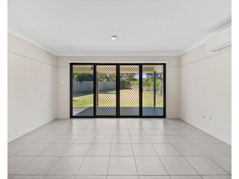 14b Jacaranda Court, Westbrook QLD 4350