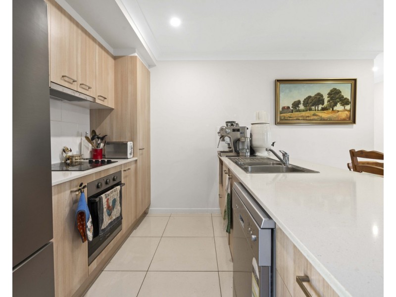 27 Magpie Drive, Cambooya QLD 4358