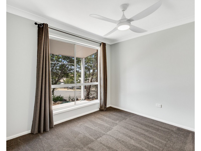 7 Moore Crescent, Wilsonton QLD 4350