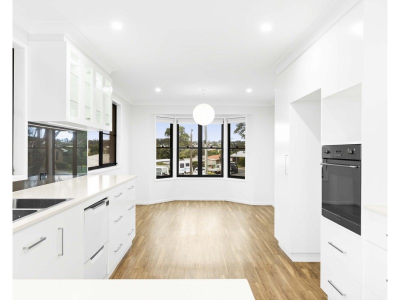 15 Zoe Court, Centenary Heights QLD 4350