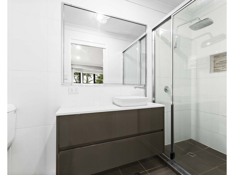 15 Zoe Court, Centenary Heights QLD 4350