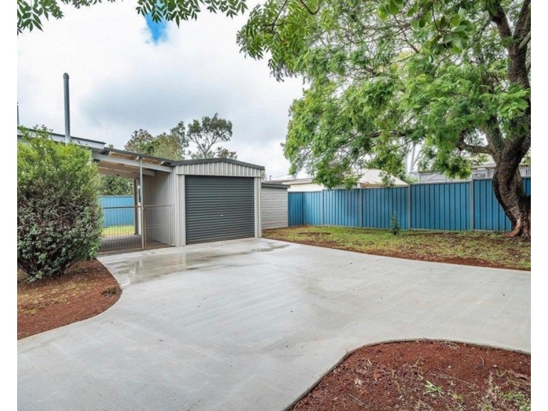 14 Goode Street, Newtown QLD 4350