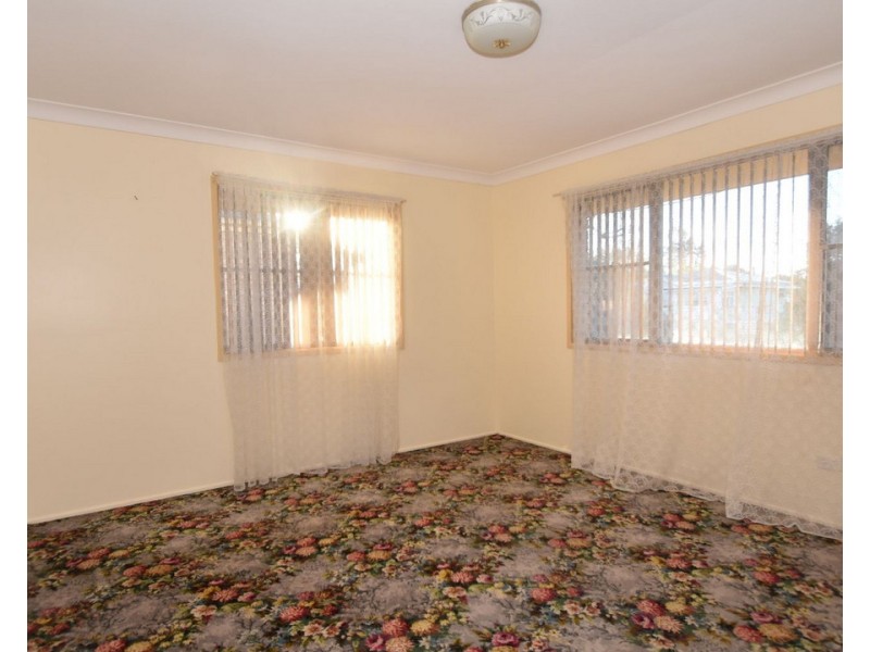 86 Stephen Street, Harristown QLD 4350