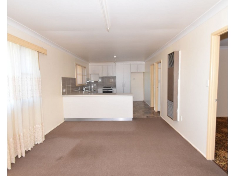 86 Stephen Street, Harristown QLD 4350