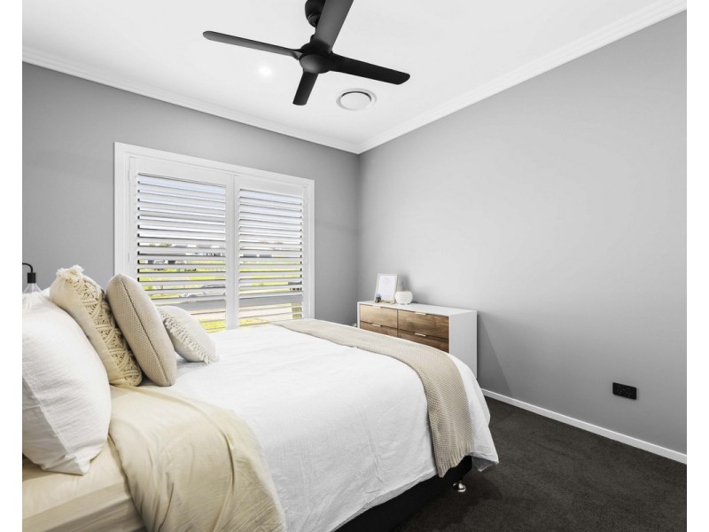 2 Drazen Place, Meringandan West QLD 4352