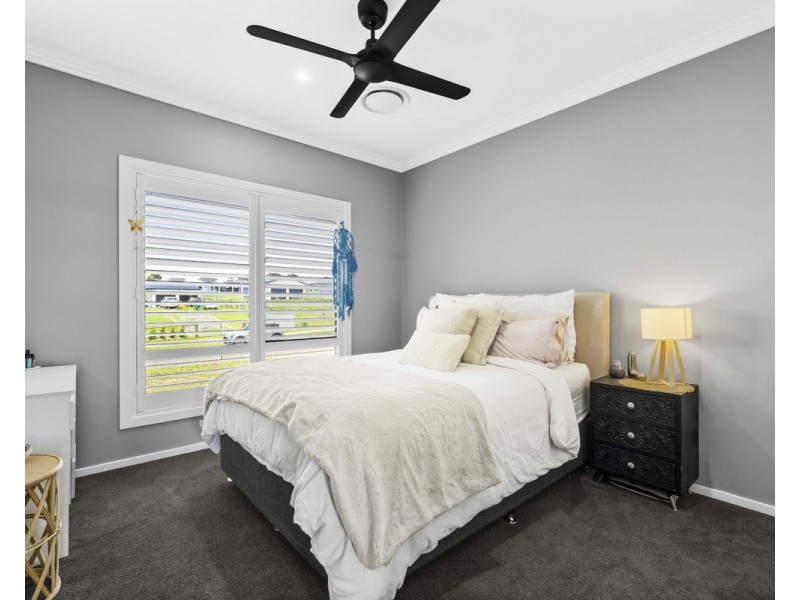 2 Drazen Place, Meringandan West QLD 4352