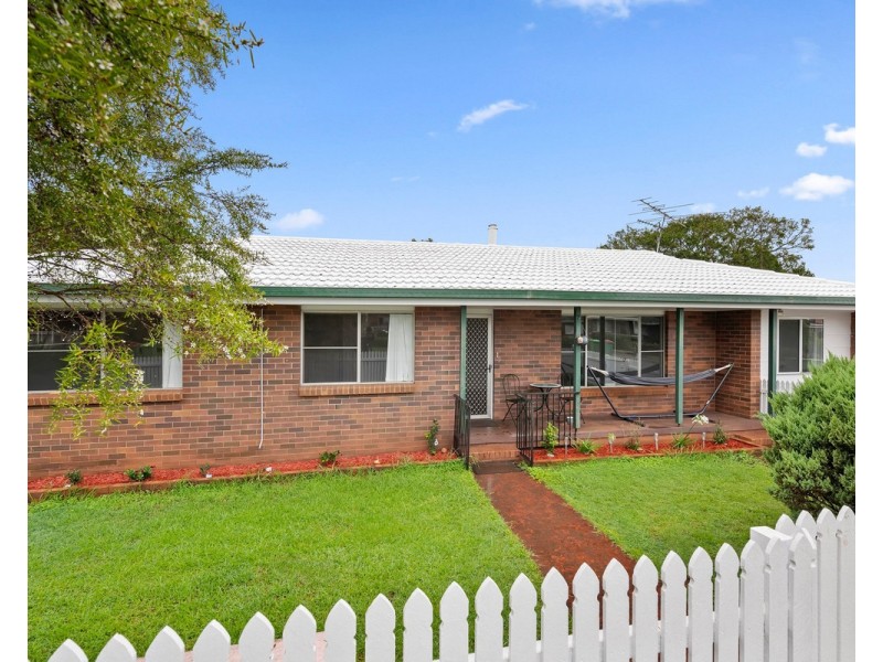 16 Muir Street, Harlaxton QLD 4350