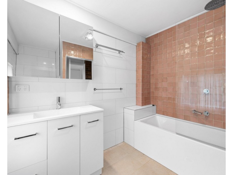 16 Muir Street, Harlaxton QLD 4350