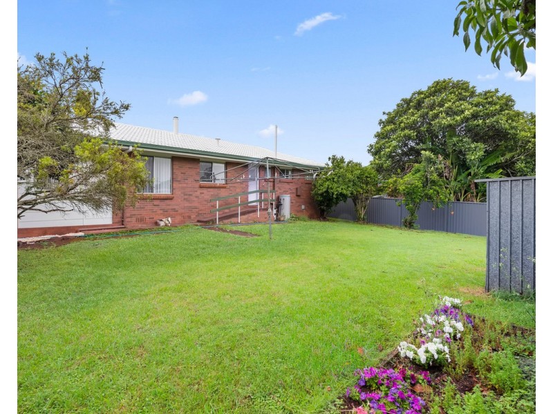 16 Muir Street, Harlaxton QLD 4350