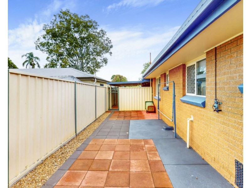 4/123 Taylor Street, Newtown QLD 4350