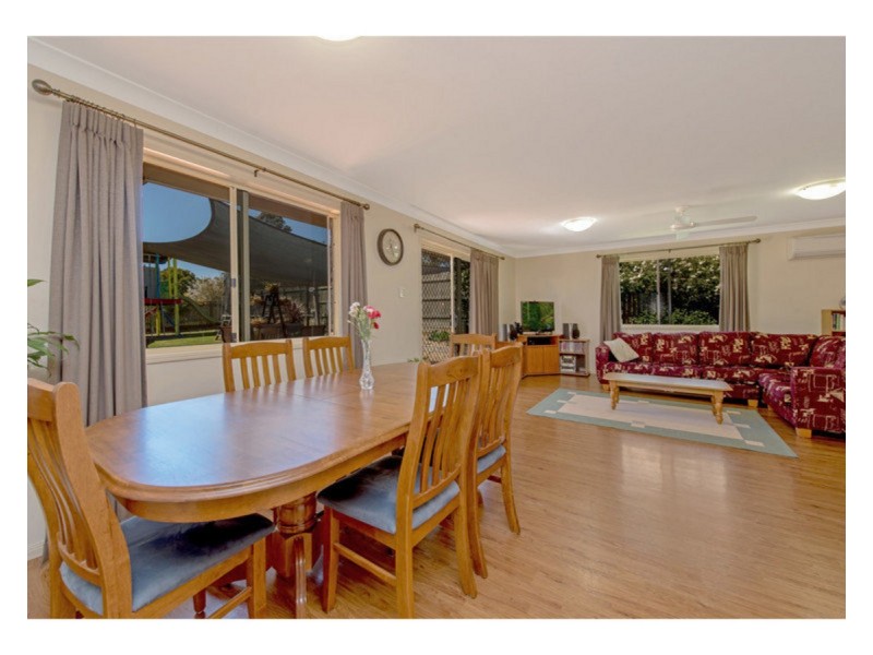 18 Honeyeater Drive, Highfields QLD 4352